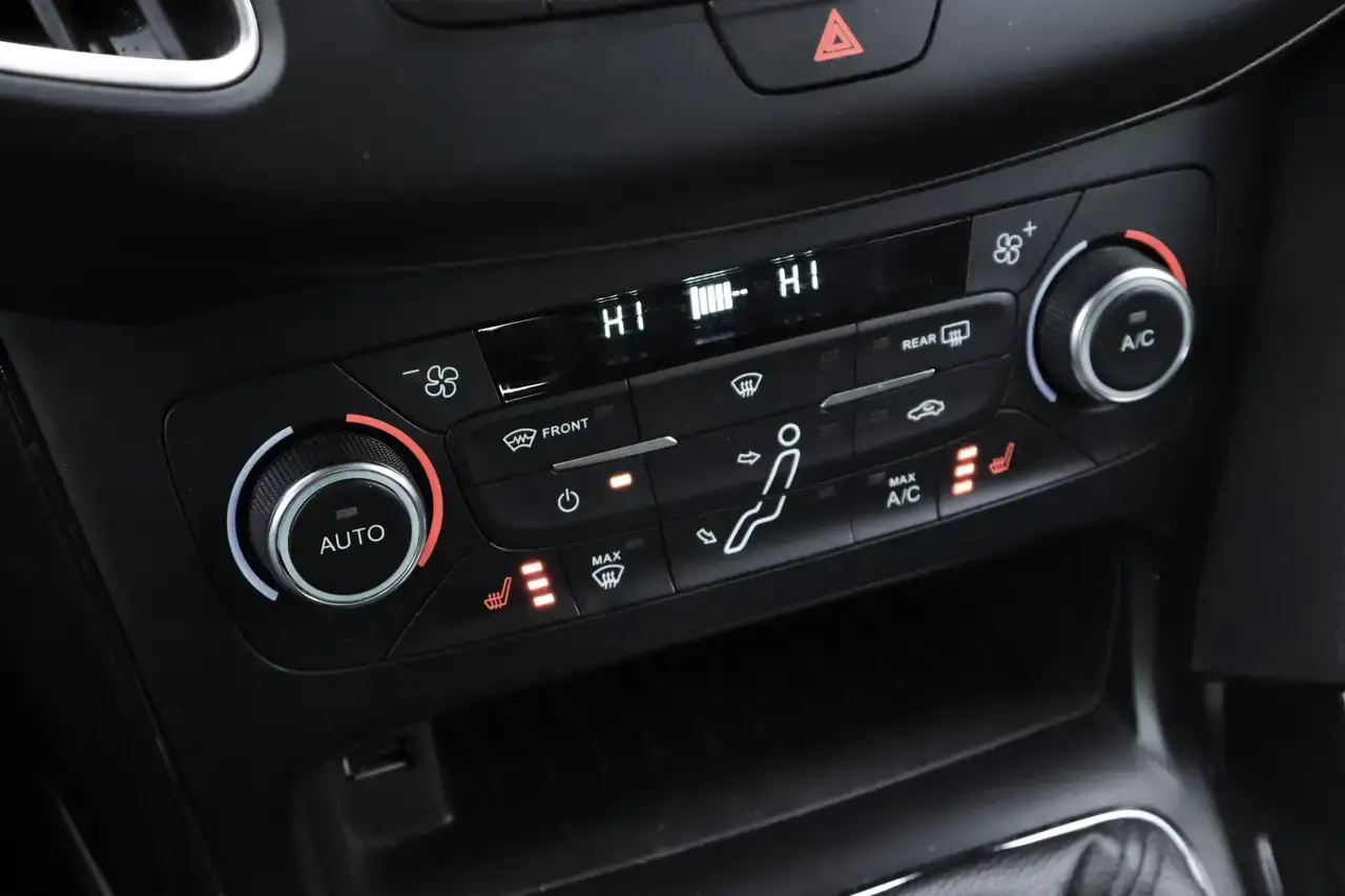 Ford Focus Focus 1.0 EcoBoost Sport Pakket Navi CruiseC 12M*