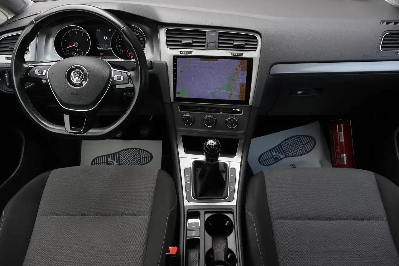 Volkswagen Golf Golf 1.2 TSI Trendline Navi Airco ParkS Garantie*