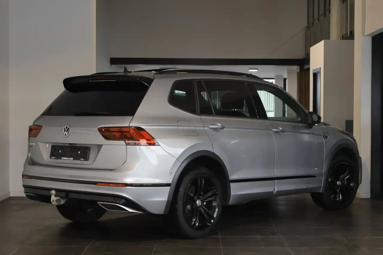 Volkswagen Tiguan Allspace Tiguan Allspace 1.5 TSI R-Line DSG LijnA Dodehoek Keyless TrekHK Garantie *