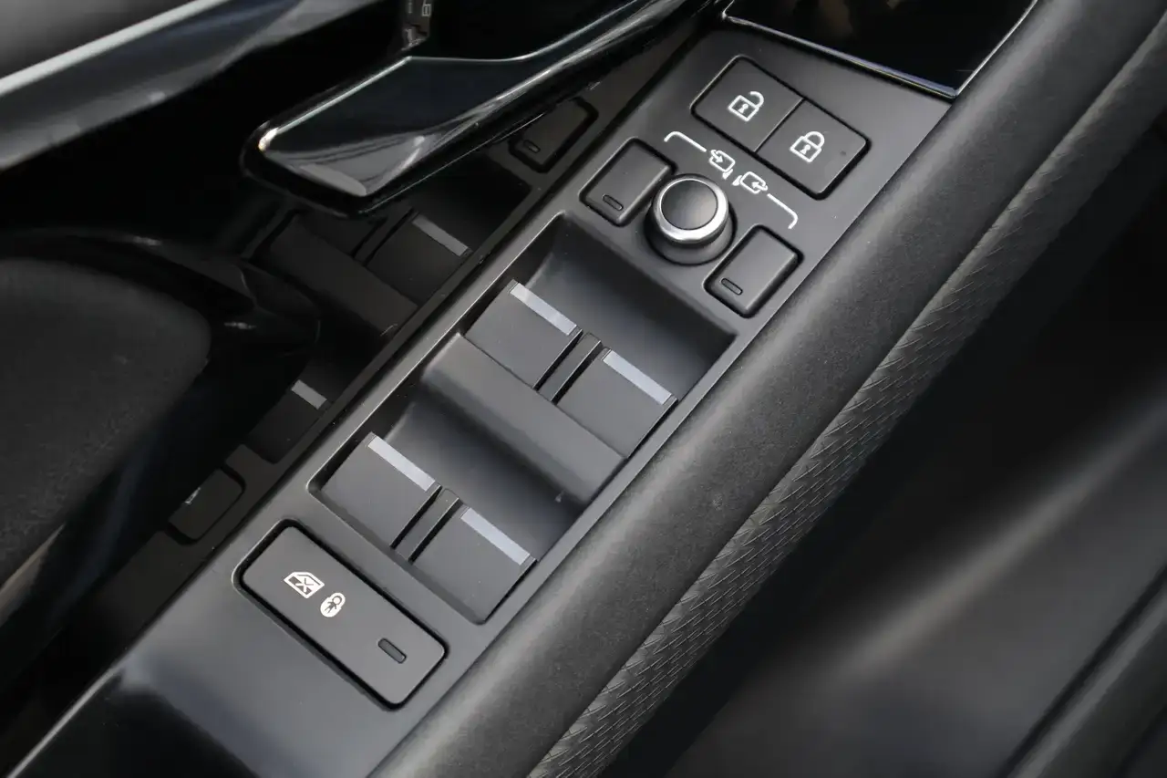 Land Rover Range Rover Evoque Evoque *BTW 1.5 Turbo MHEV 2WD P160 LijnA Camera360 PANO Garantie *