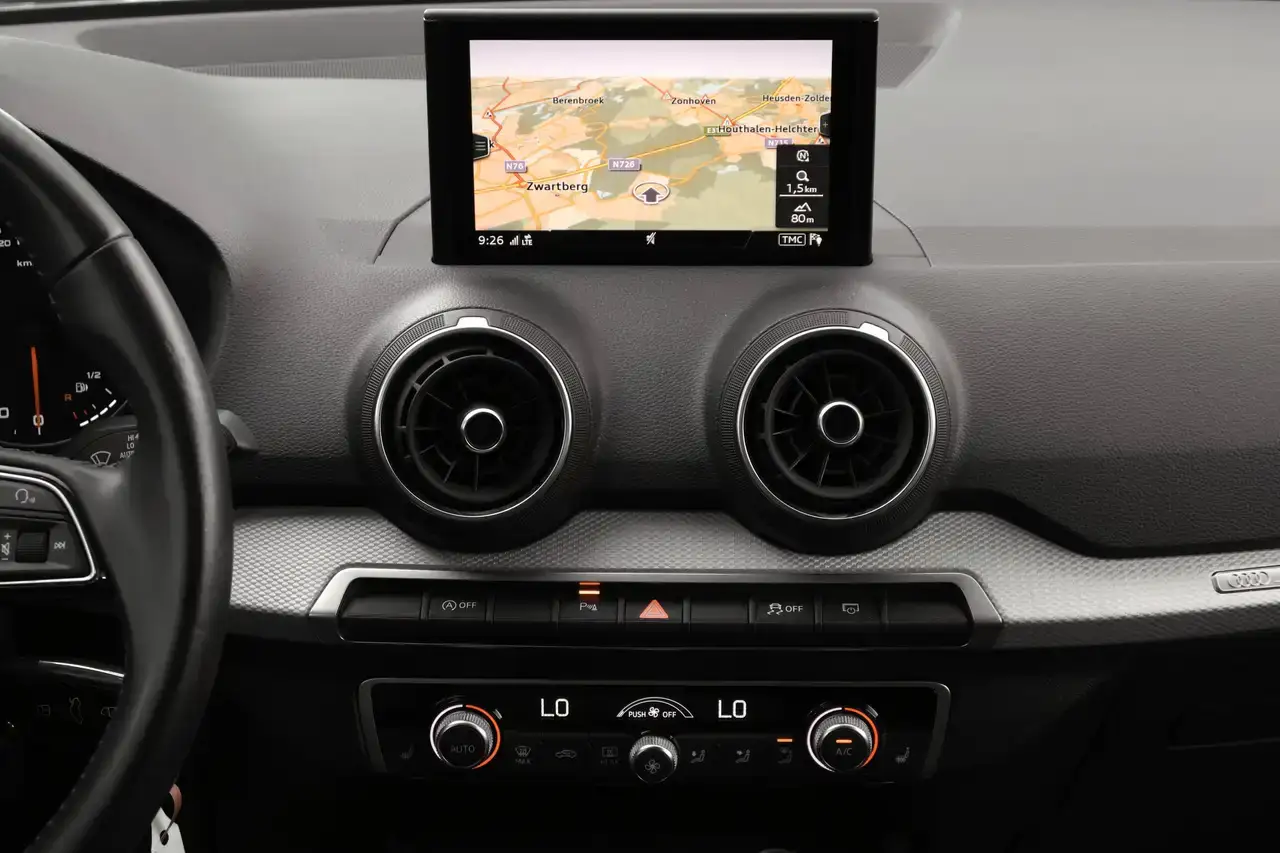 Audi Q2 Q2 35 TFSI S line S tronic LED Leer Navi Garantie *