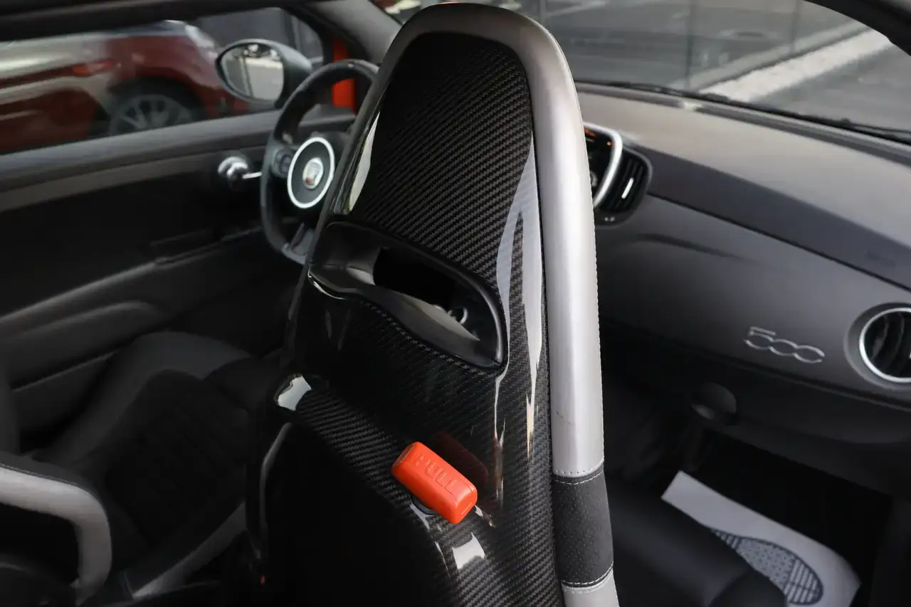 Abarth 595 Competizione 595 Abarth 1.4 T-Jet Competizione Navi Sportzetels Garantie *