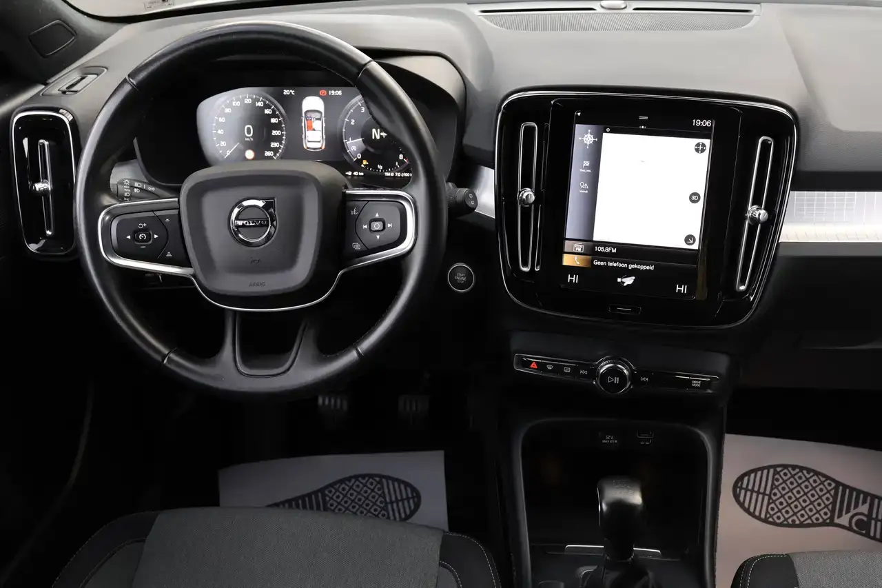 Volvo XC40 XC40 1.5 T2 Navi Camera LijnA Virtual CP Keyless Garantie *