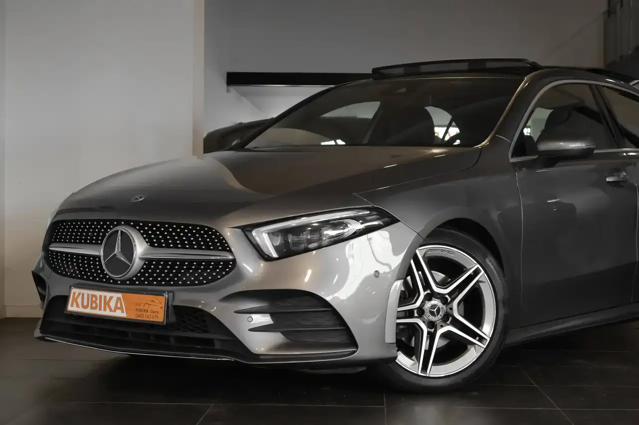 Mercedes-Benz A 180 A 180 d AMG Pakket Memory LED Ambiance PANO Garantie *
