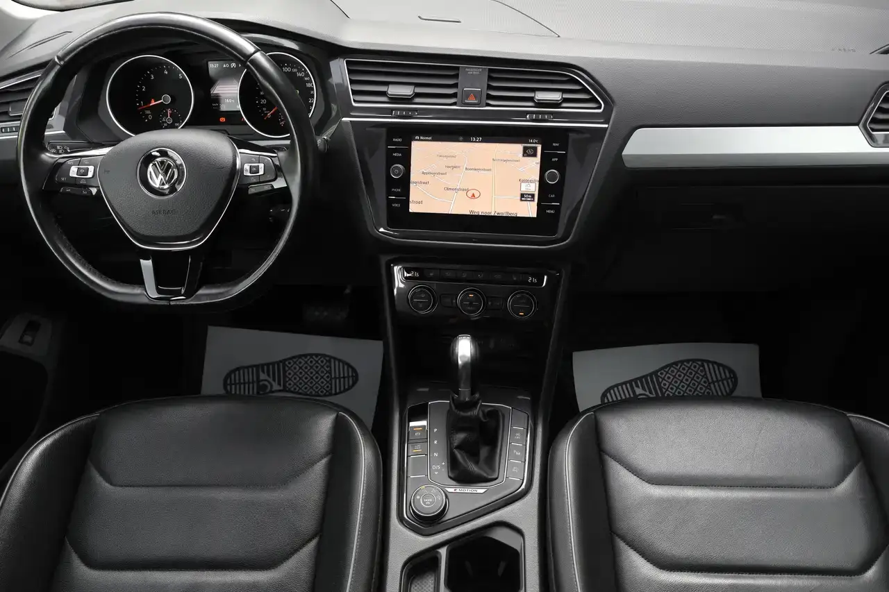Volkswagen Tiguan Tiguan 1.4 TSI 4Motion R Line DSG Navi Leer Garantie *