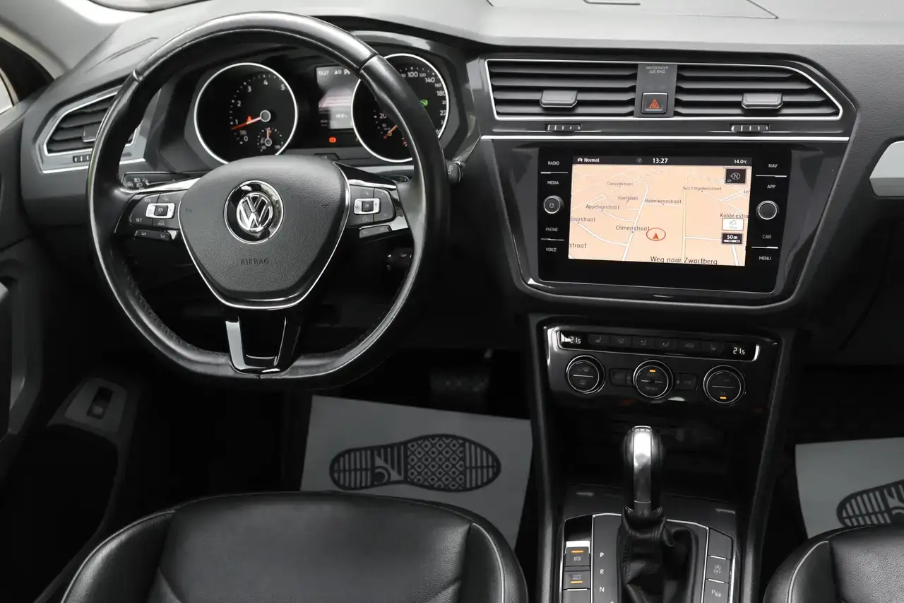Volkswagen Tiguan Tiguan 1.4 TSI 4Motion R Line DSG Navi Leer Garantie *