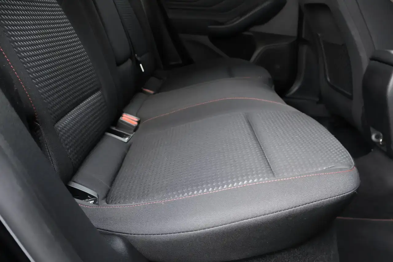 Ford Focus 1.0 EcoBoost MHEV ST-Line ZetelV StuurV CruiseC TerkH Garantie*