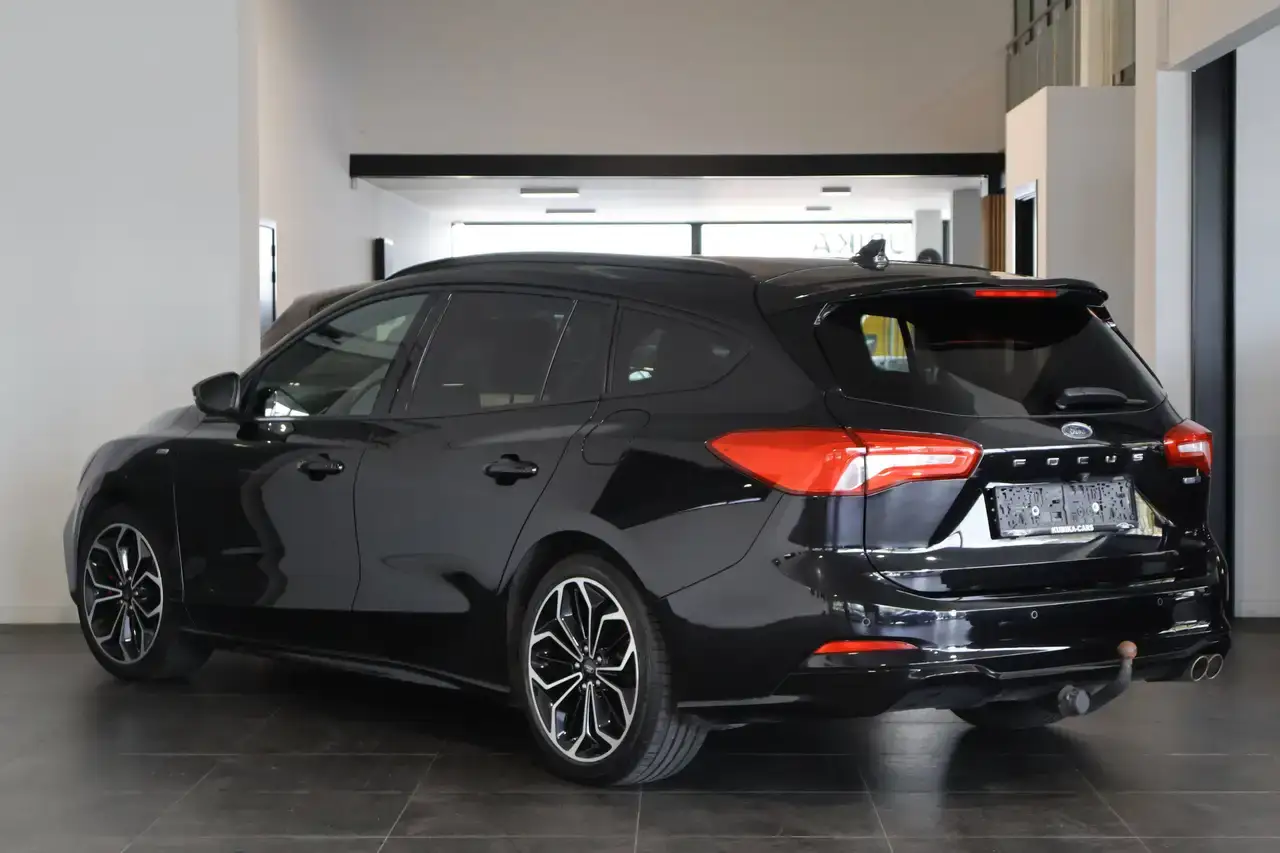 Ford Focus 1.0 EcoBoost MHEV ST-Line ZetelV StuurV CruiseC TerkH Garantie*
